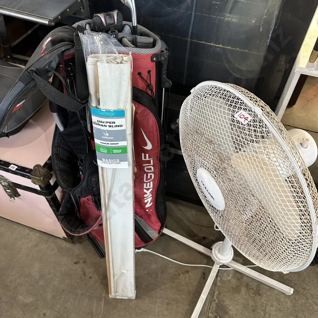 golf bag, fan, blind Image 1++