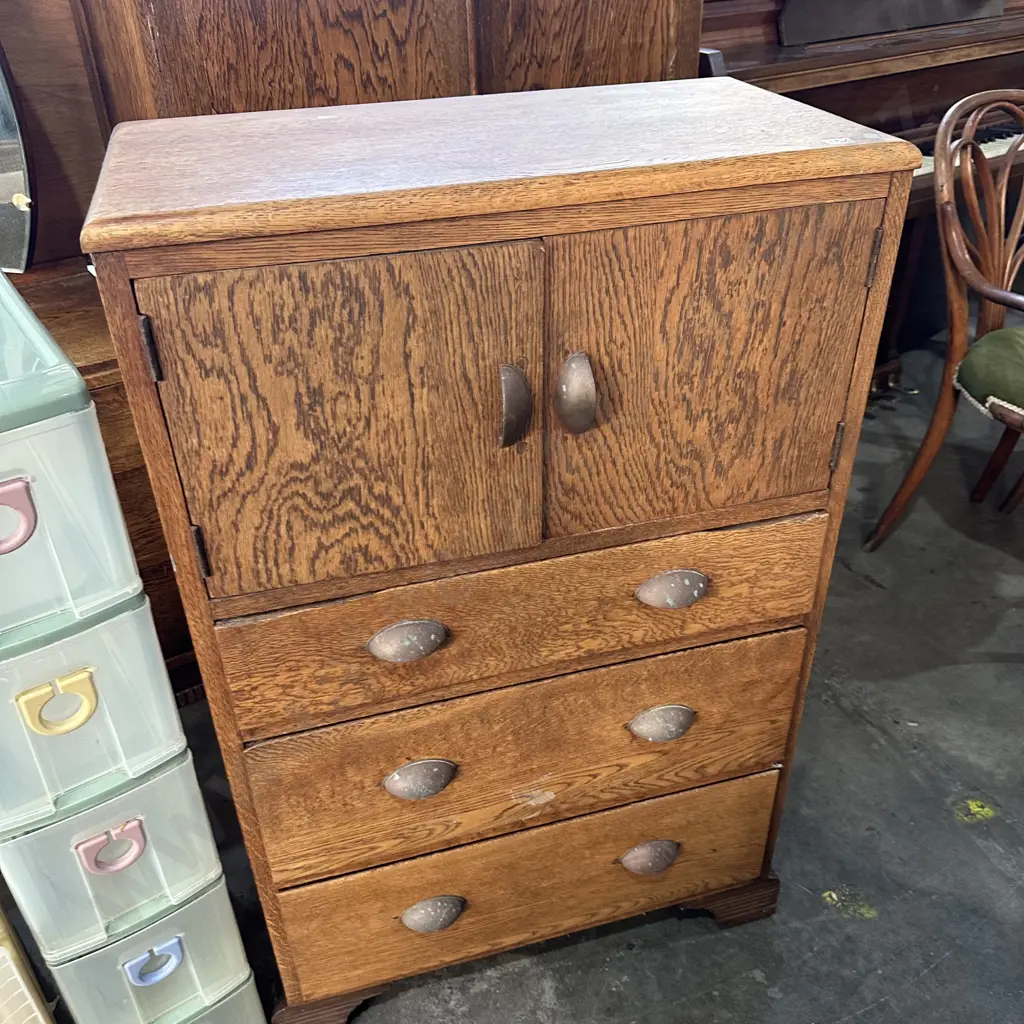Oak cupboard drawers Image 1++