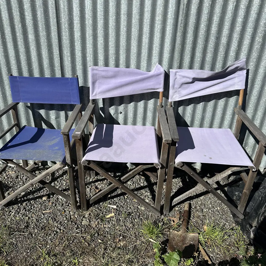 very average garage drawers, shelf and 3 chairs Image 1++