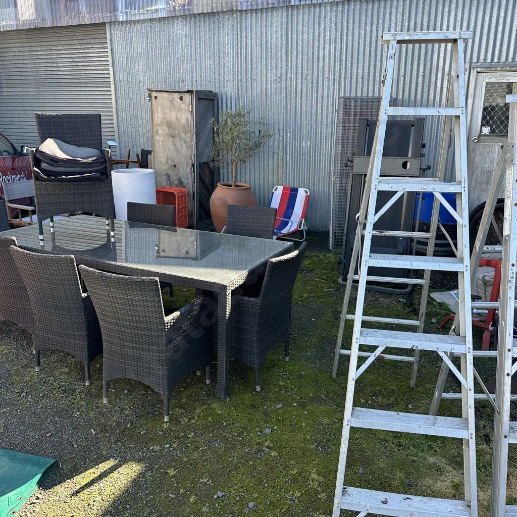 7 foot ladder Image 1++