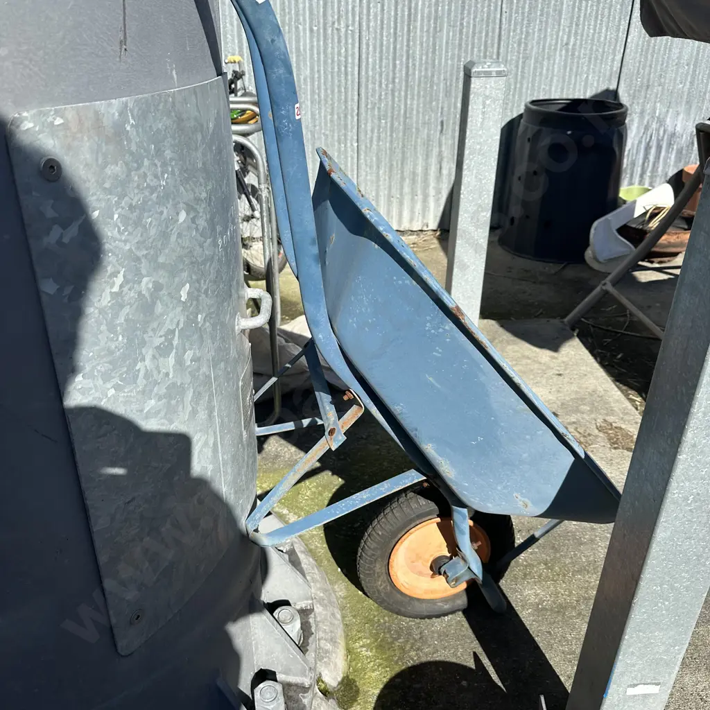 wheel barrow Image 1++