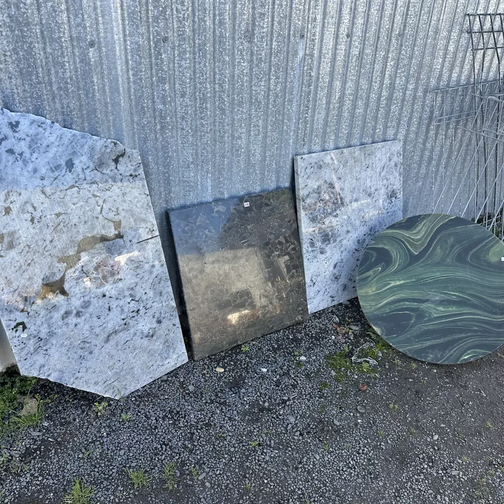 marble and small table top Image 1++
