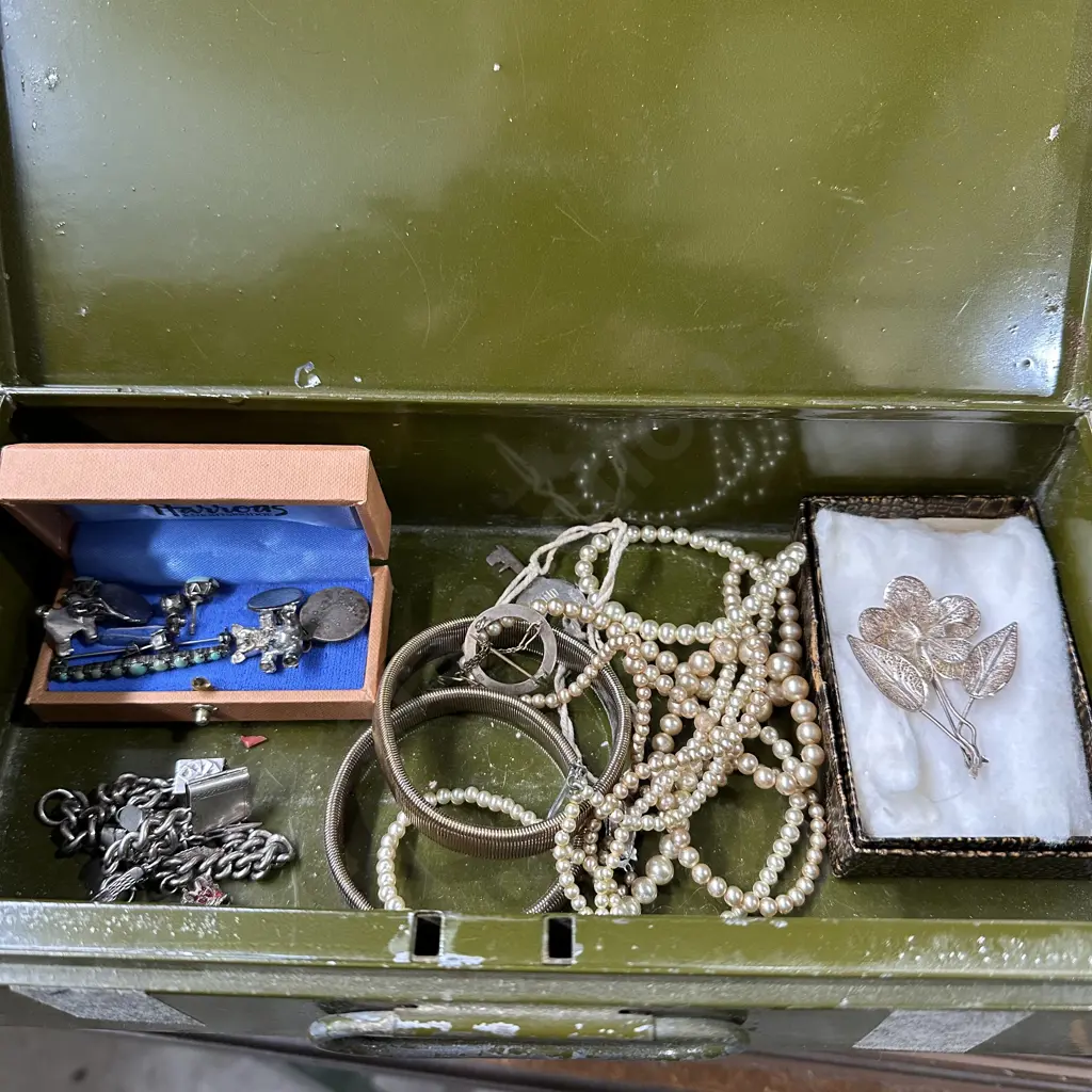 Cash tin of jewellery Image 1++