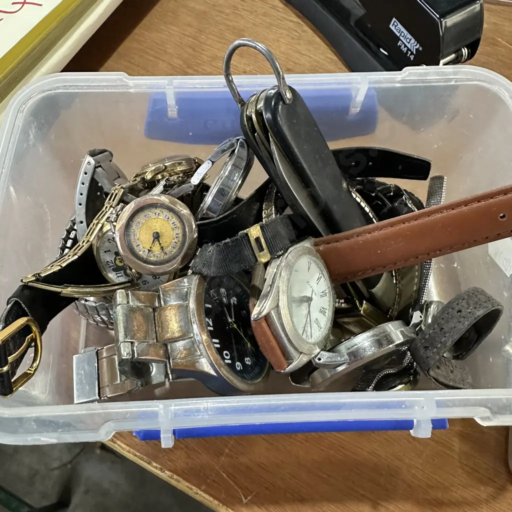 Watches and pocket knive Image 1++