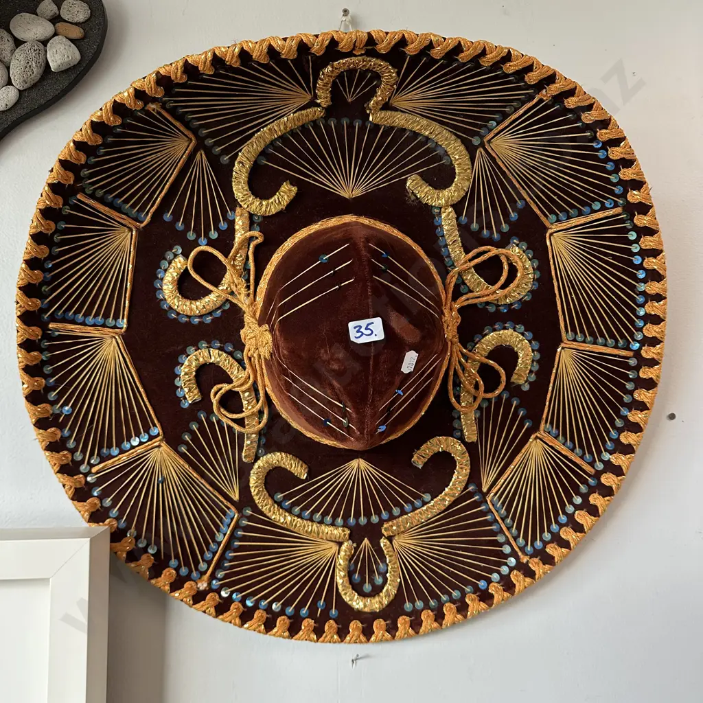 sombrero Image 1++
