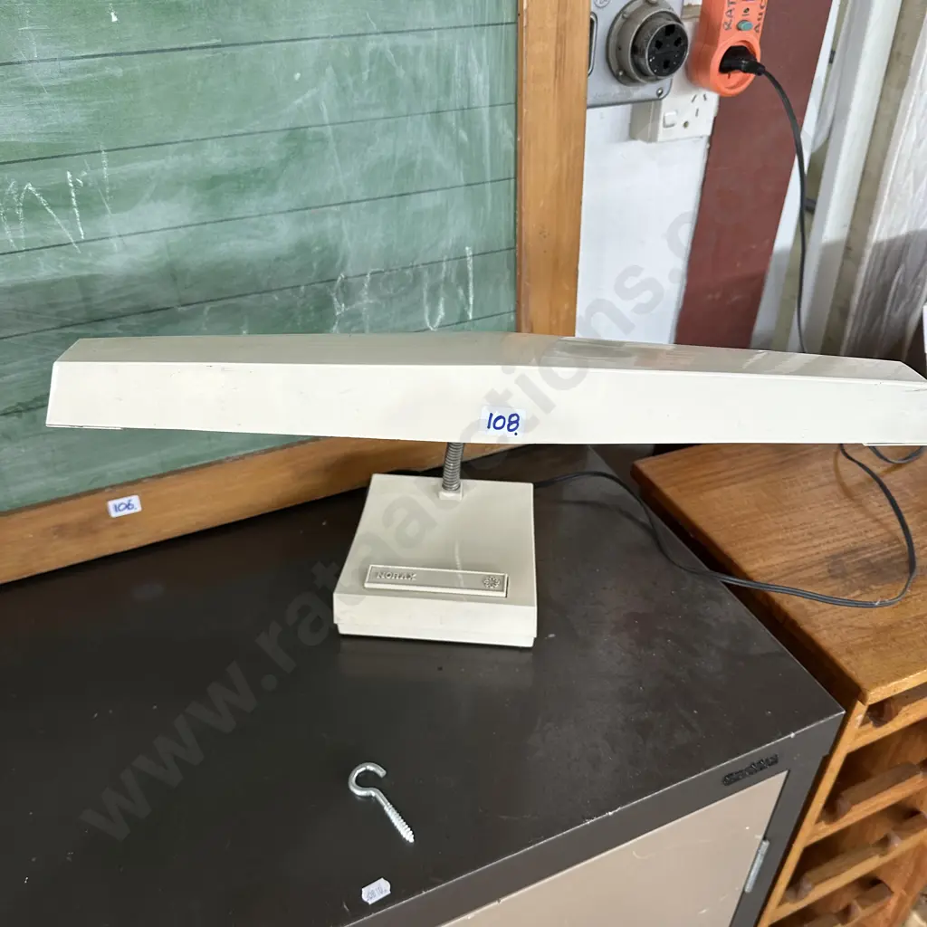Vintage NORAX desk lamp Image 1++