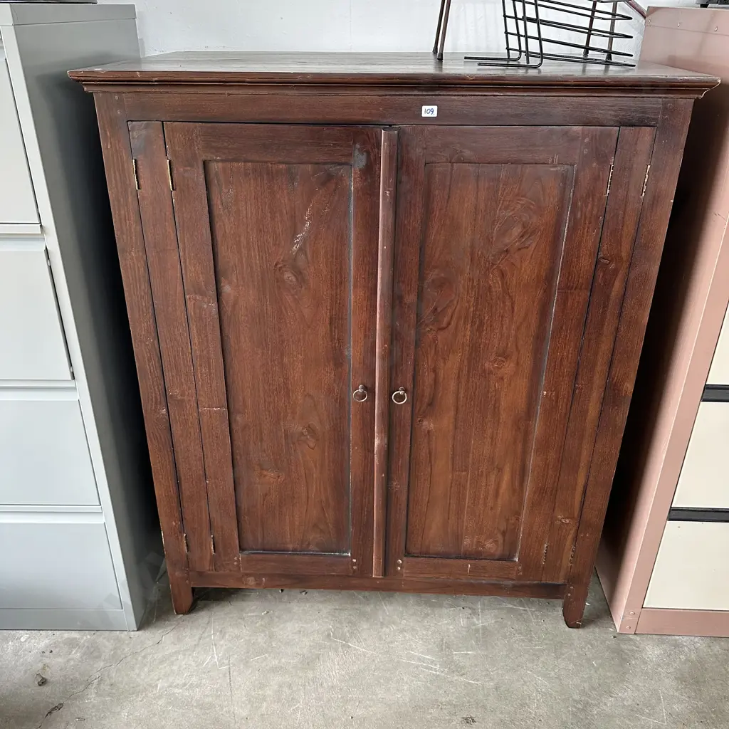 Teak storage cabinet Image 1++