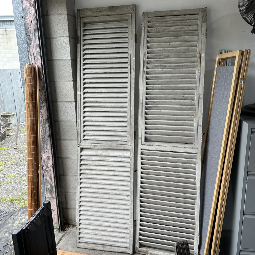 Pr large vintage shutters Image 1++