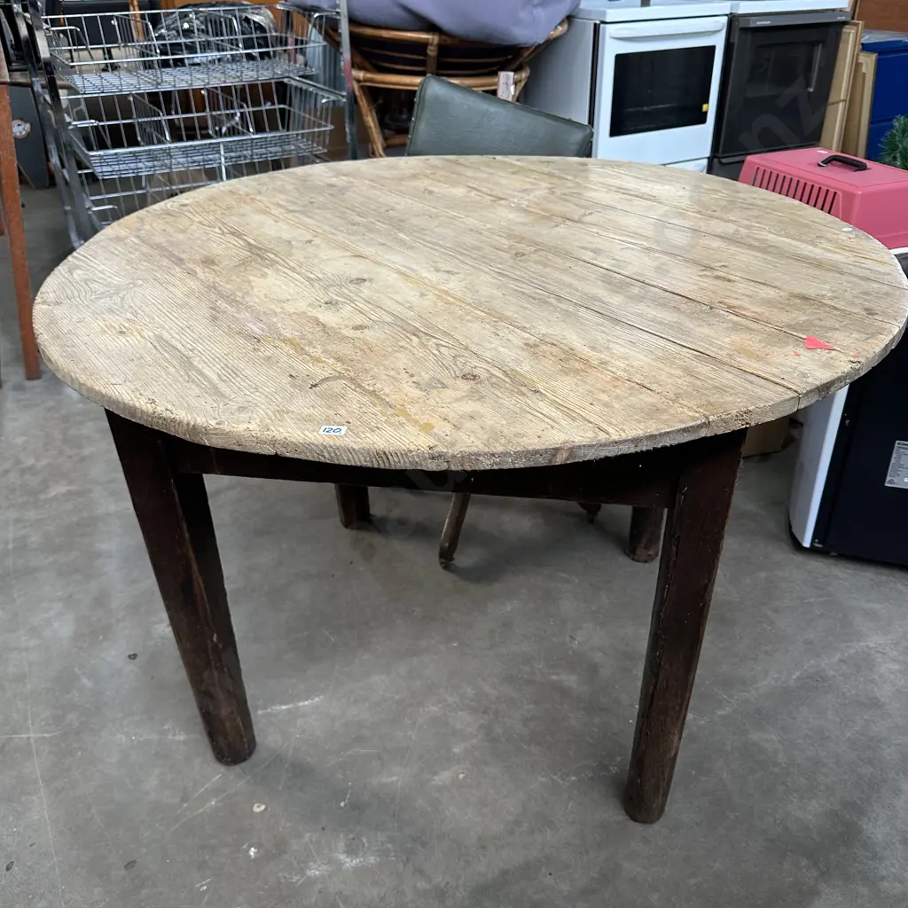 Antique Baltic table Image 1++