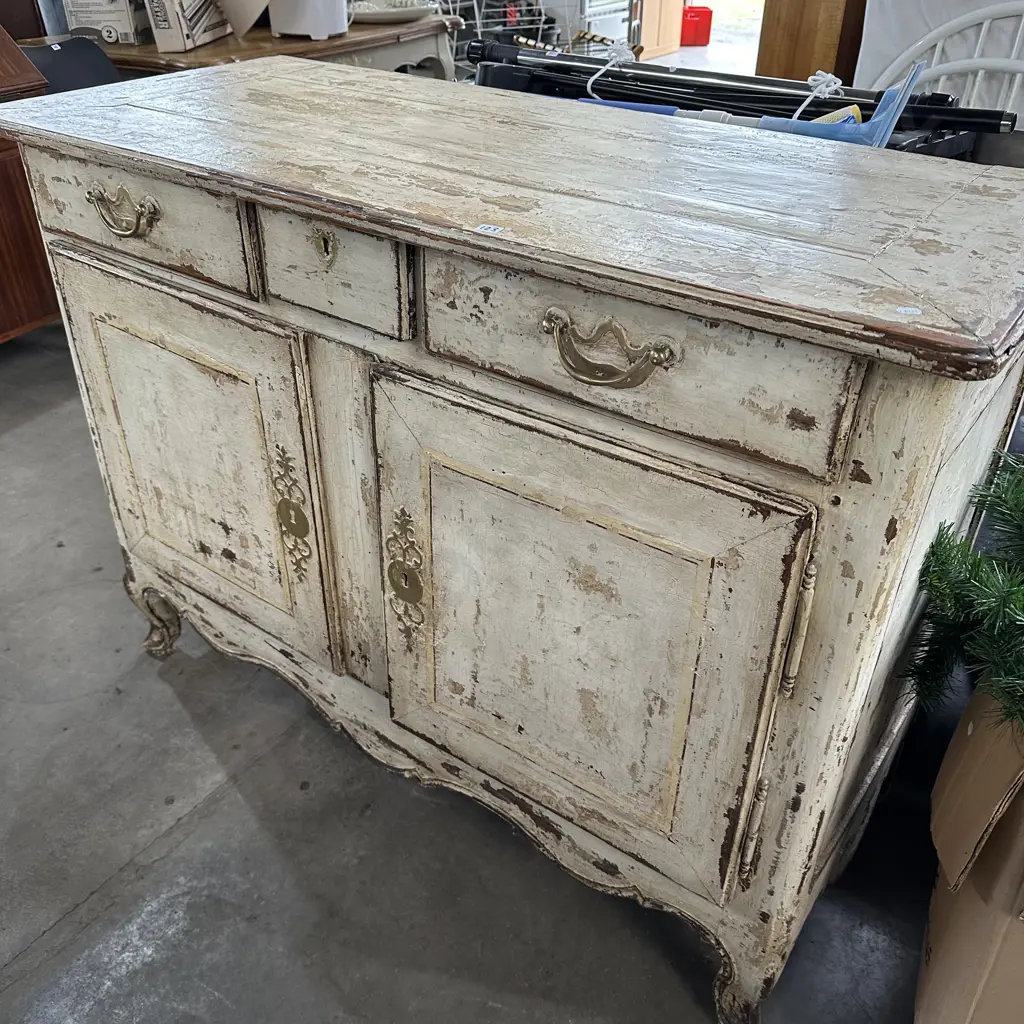 Early French fruitwood sideboard Image 1++