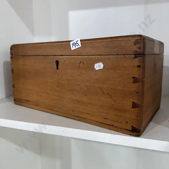 Colonial box