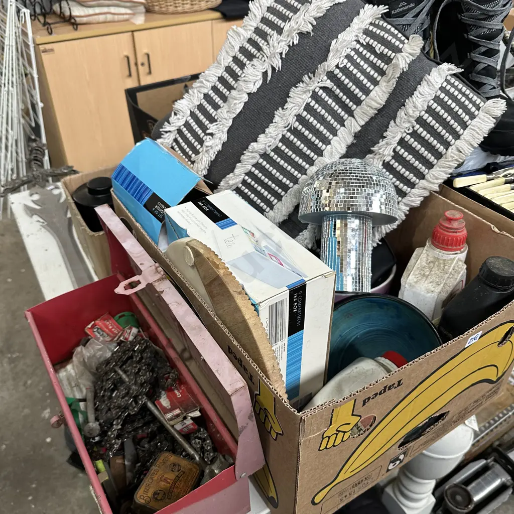 Box assorted plus tool box of saw chains etc Image 1++
