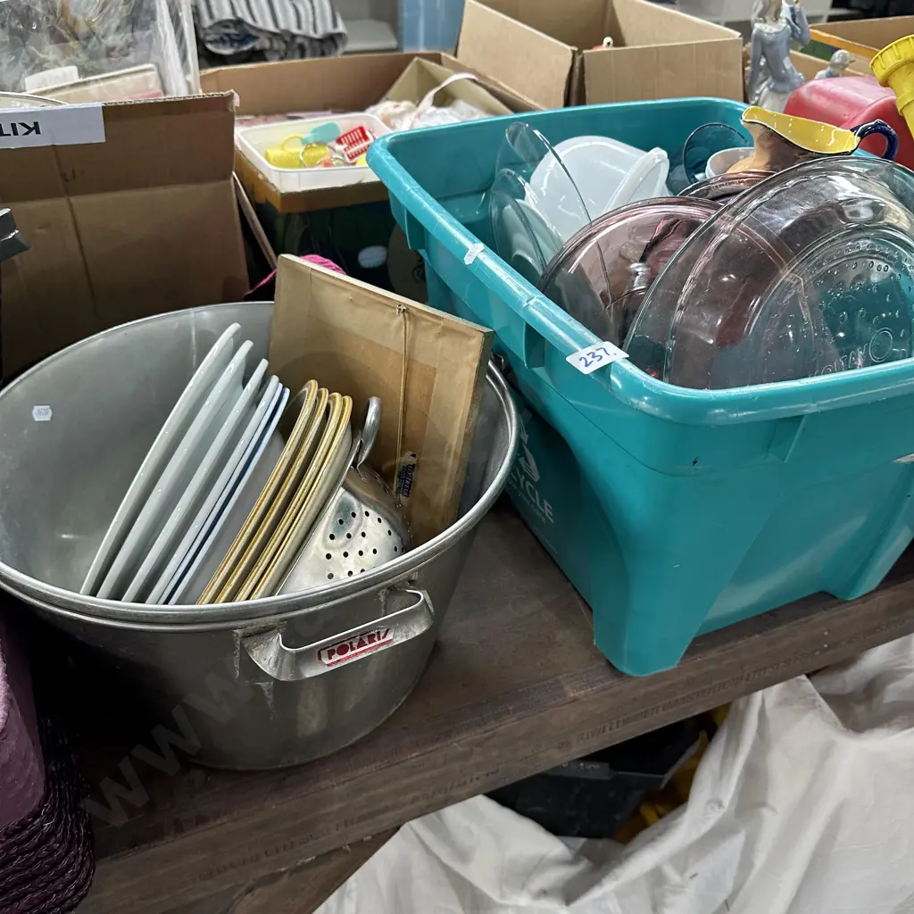 Bin glassware,jug,preserving pan Image 1++