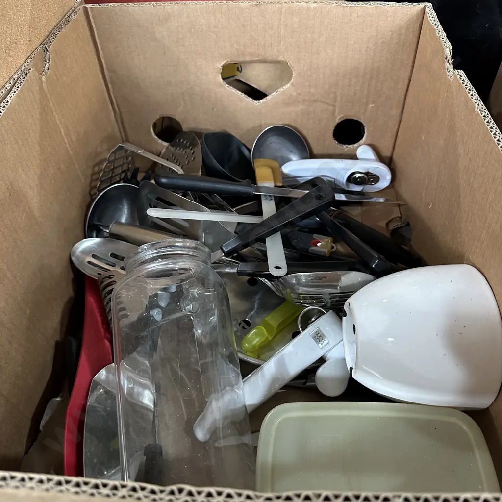 Kitchen utensils etc Image 1++