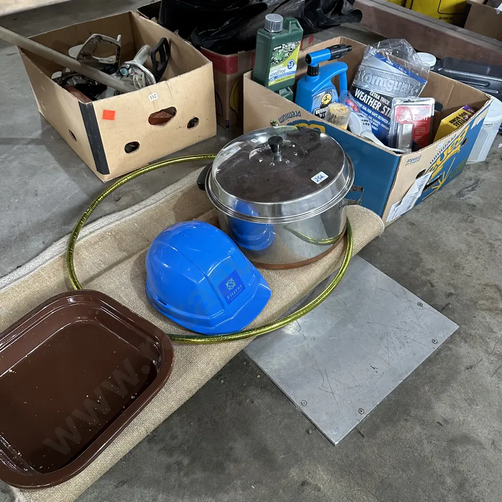 Bay lot, including drill bits Image 1++