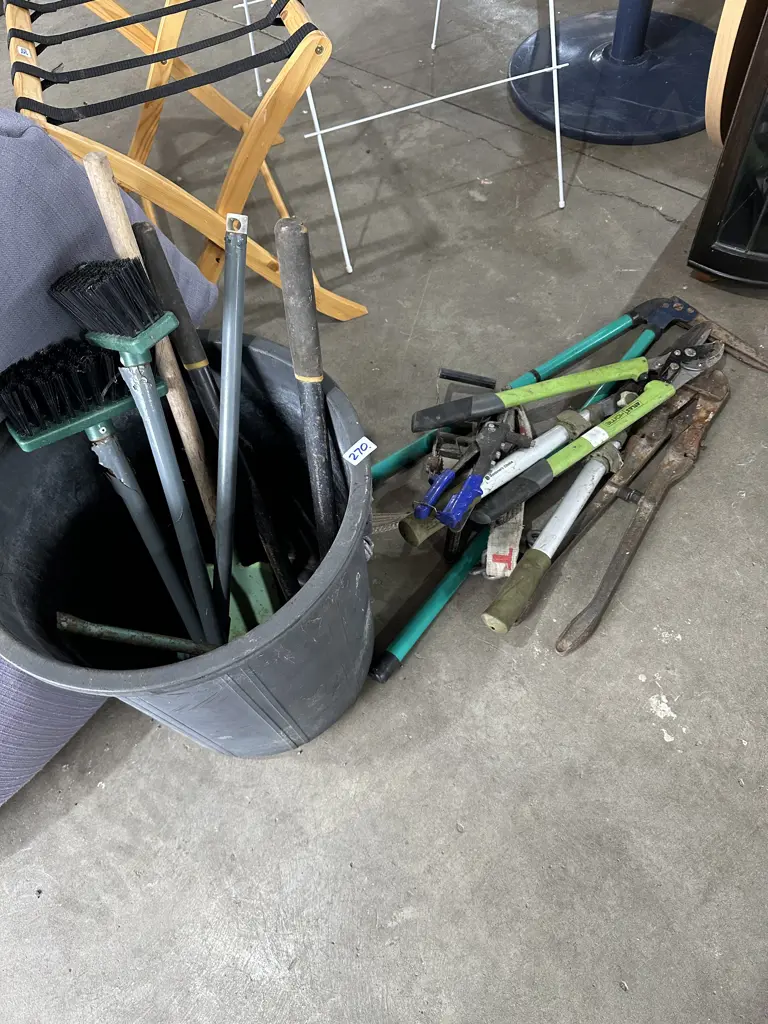 bin of loppers, bolt cutters etc Image 1++
