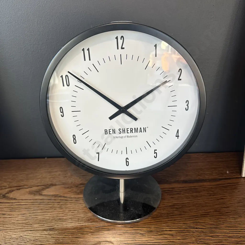Double sided "BEN SHERMAN" clock Image 1++