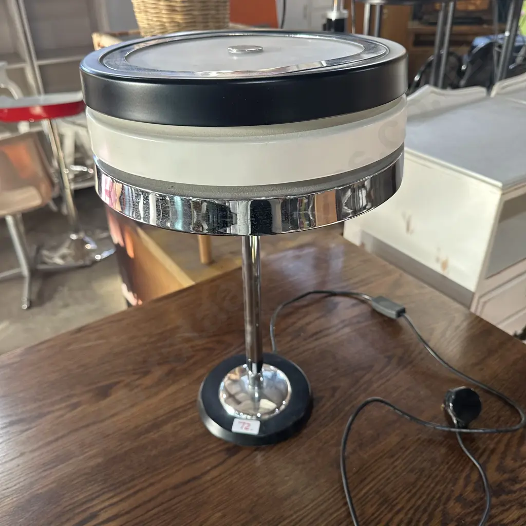 Art Deco style lamp Image 1++
