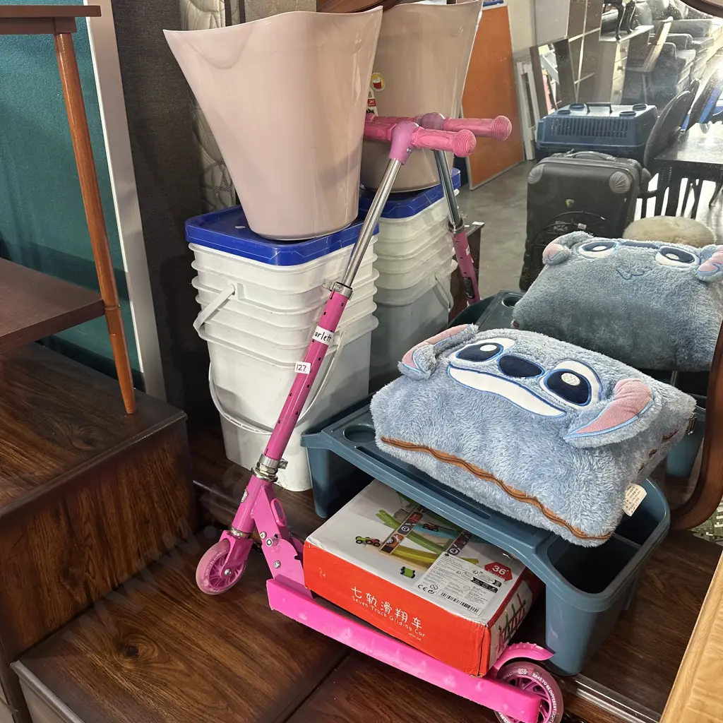 game, scooter, buckets, cushion and bin Image 1++