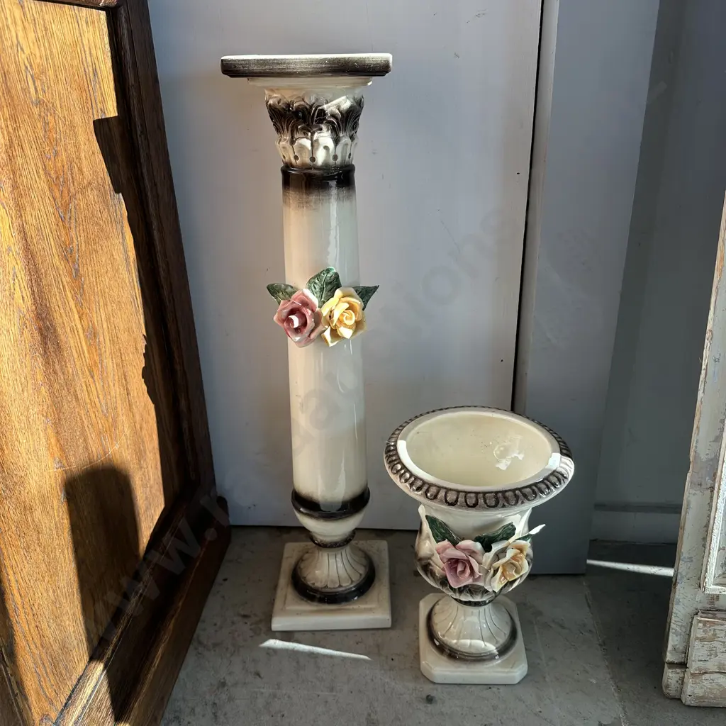 Ceramic vase and planter column Image 1++
