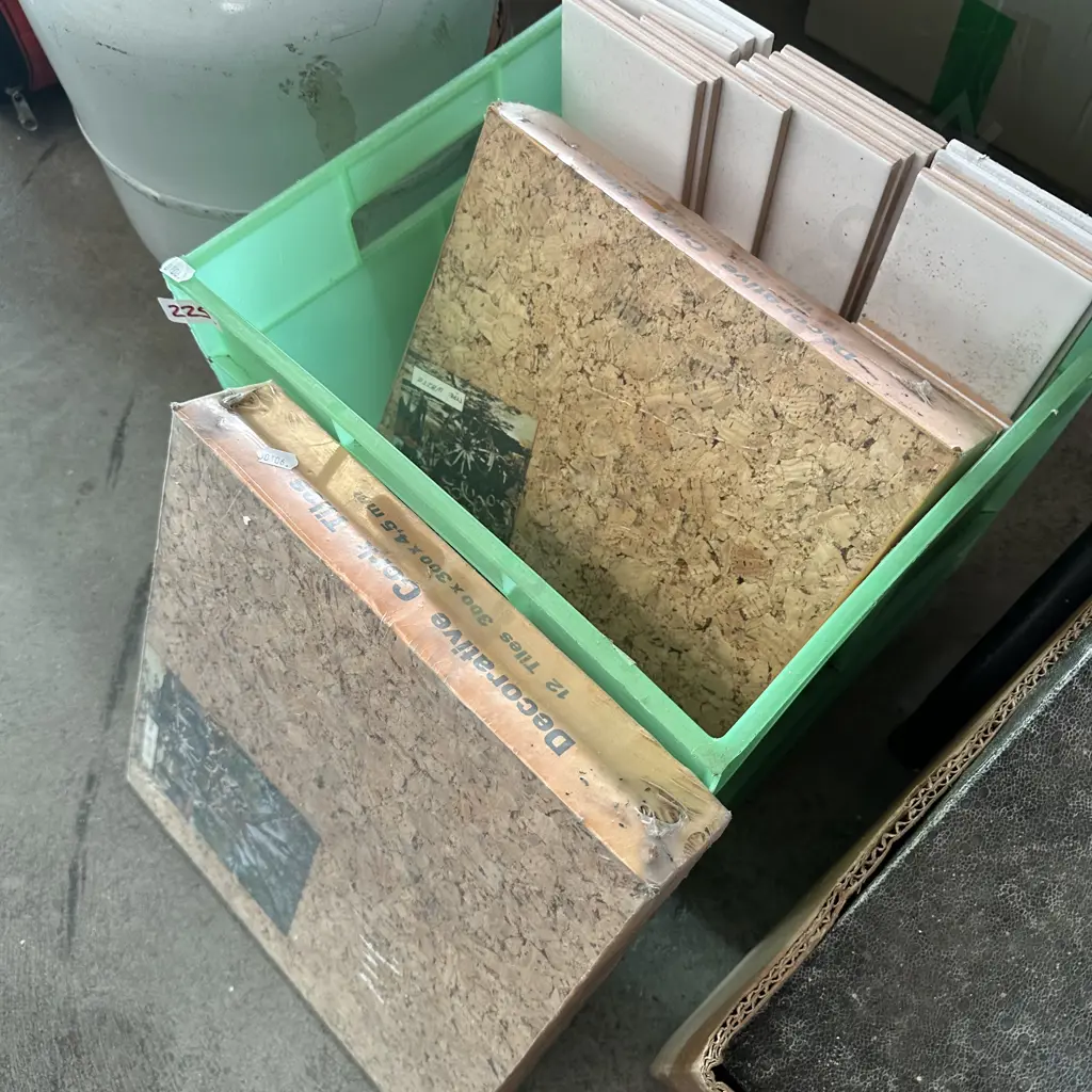 cork tiles etc Image 1++