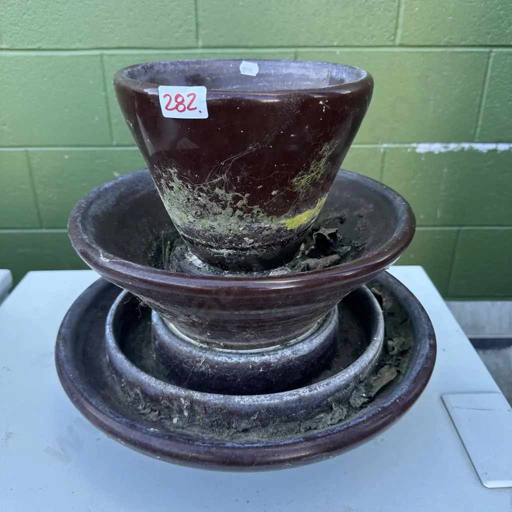 1 insulator  - good for Tui feeder Image 1++