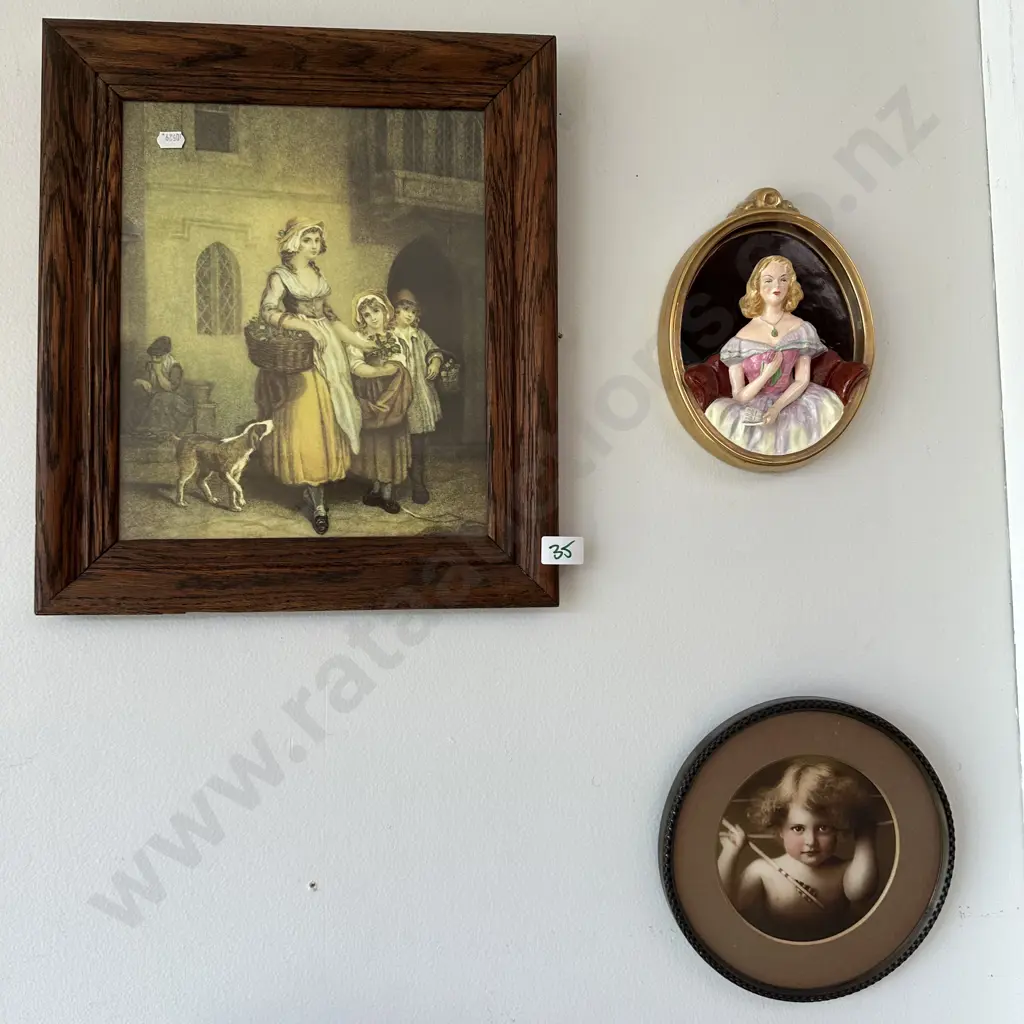 Oak framed picture, cupid & wedgwood Image 1++