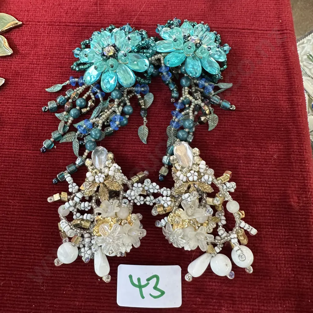 2 sets of Colleen Toland earings Image 1++