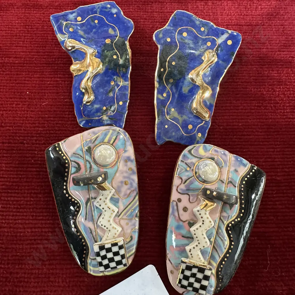 2 sets of Jewelry 10 earings Image 1++