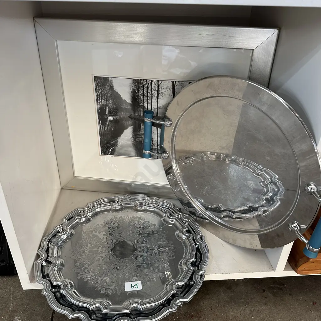 silver trays and picture Image 1++