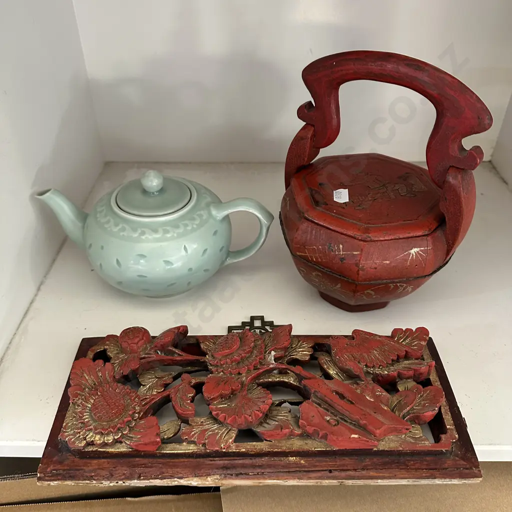 2 empty boxes, and oriental items Image 1++