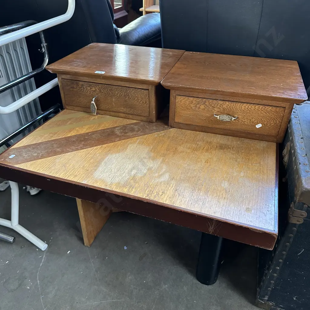 Pr Oak side drawers plus coffee table Image 1++