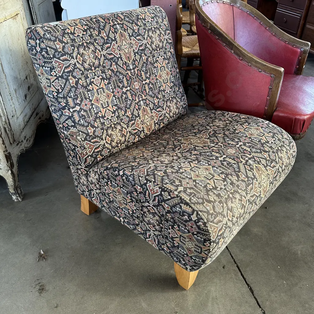 bedroom chair Image 1++