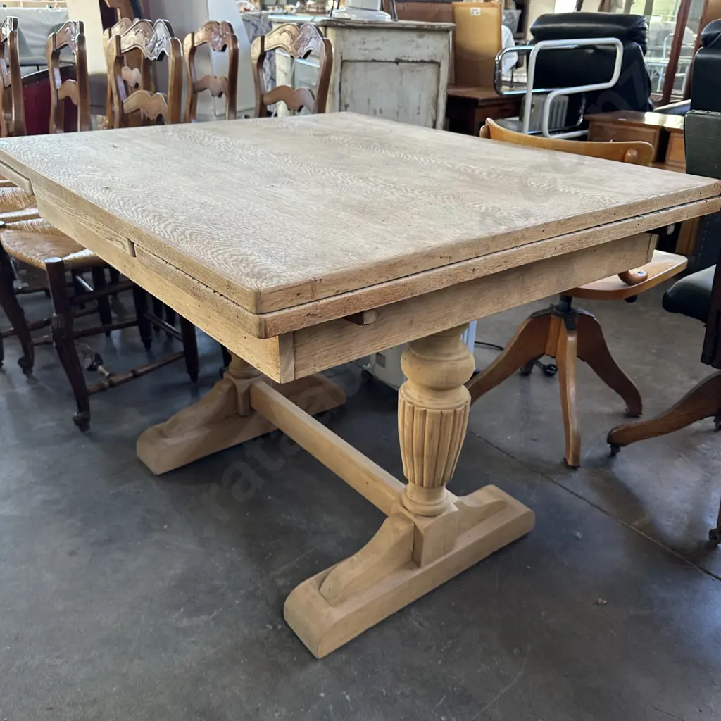 restored Oak extendable table Image 1++