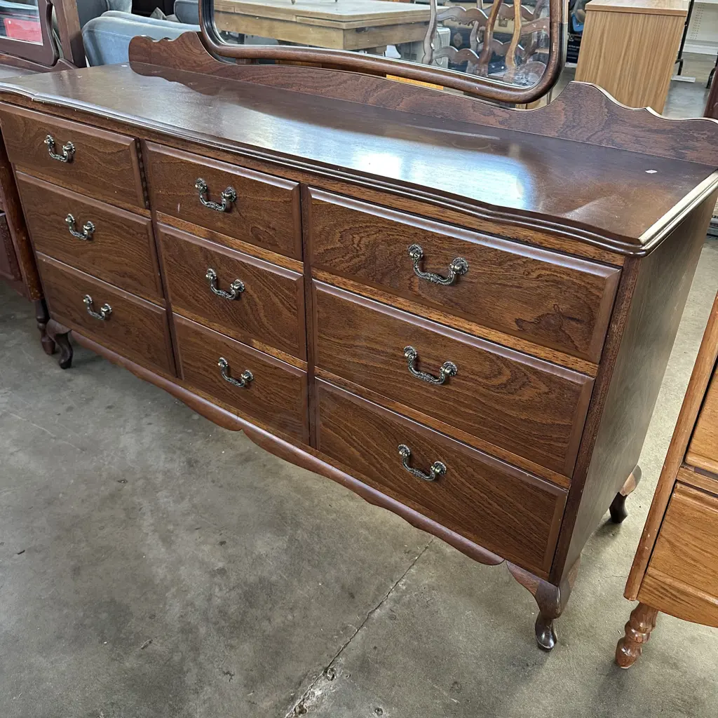 9 drawer lowboy ( or keep mirror on for dressing table) Image 1++