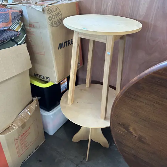 2 petticoat tables