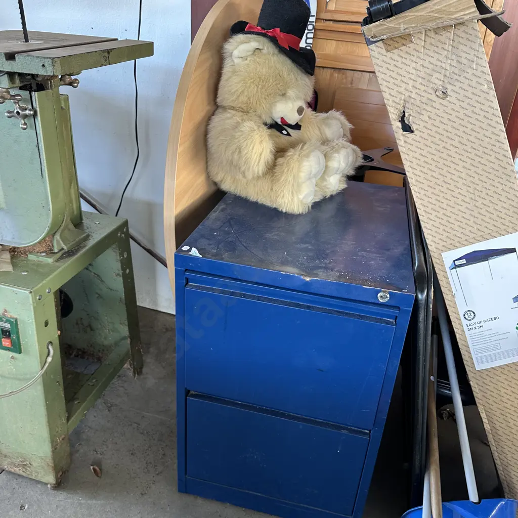 file, teddy, table Image 1++