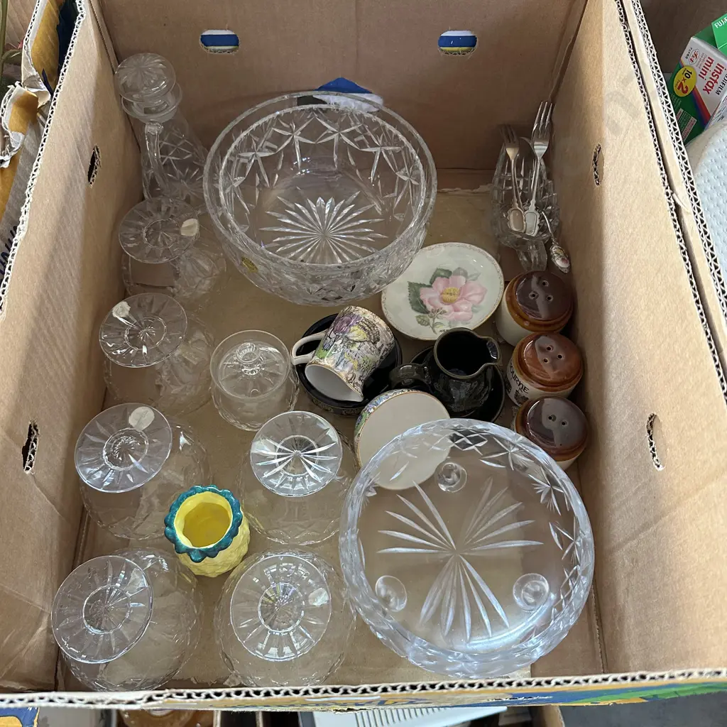 large lot of crystal ware inc 3 bowls Image 1++