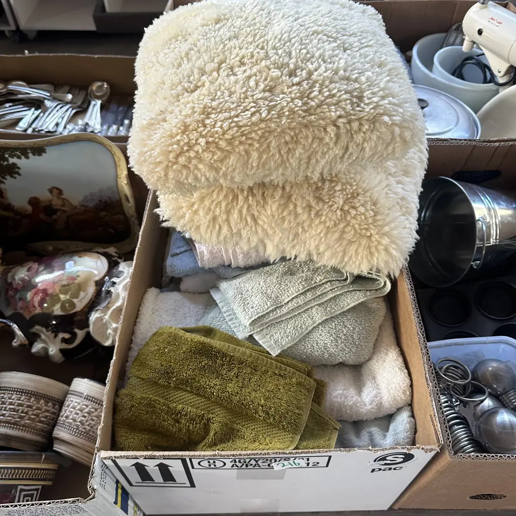 towels and sheep skin cushions Image 1++
