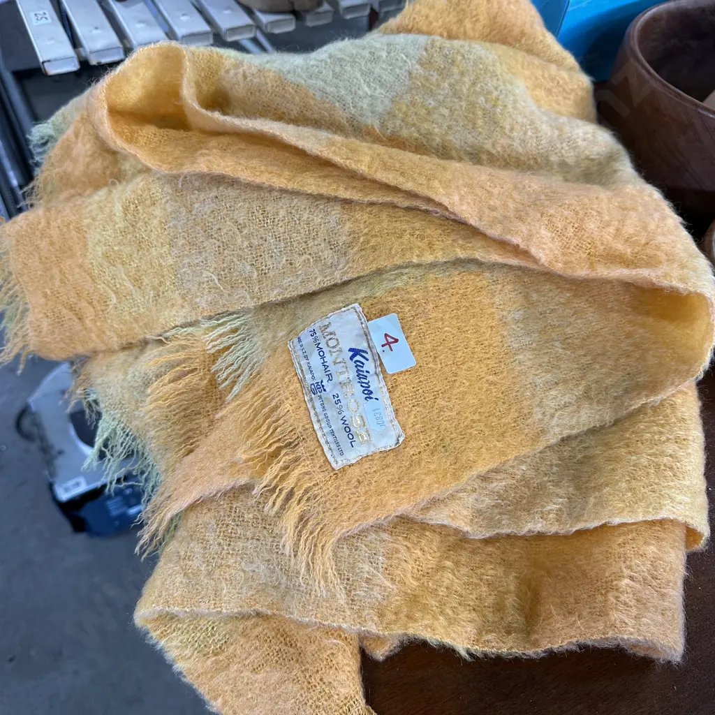 Kaiapoi Montrose mohair/wool blanket Image 1++