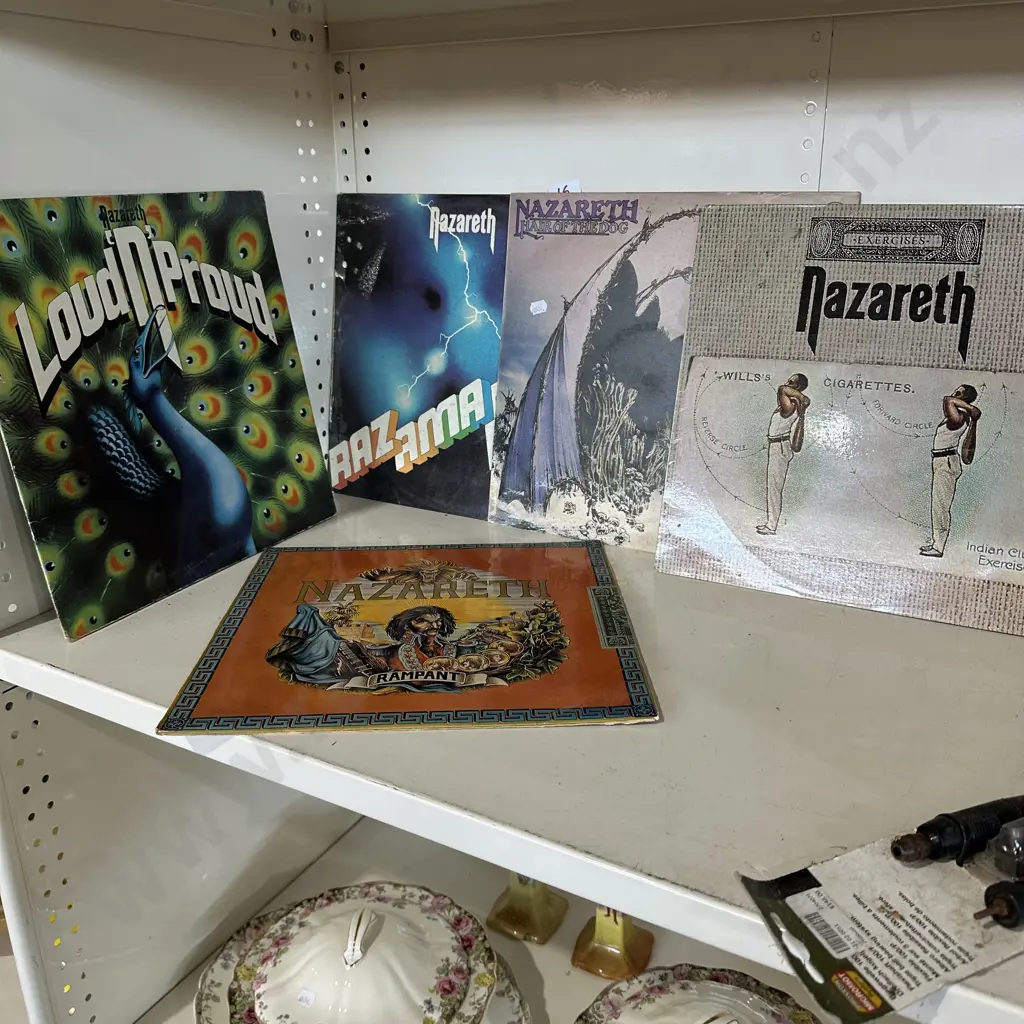 5 records Image 1++