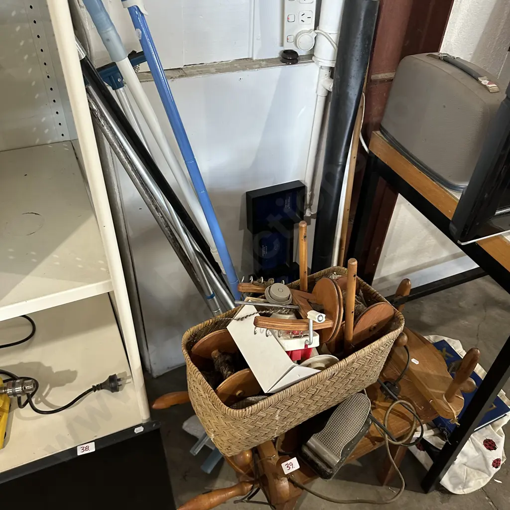 Wool spinning,the knack books,slide projector and screen etc Image 1++