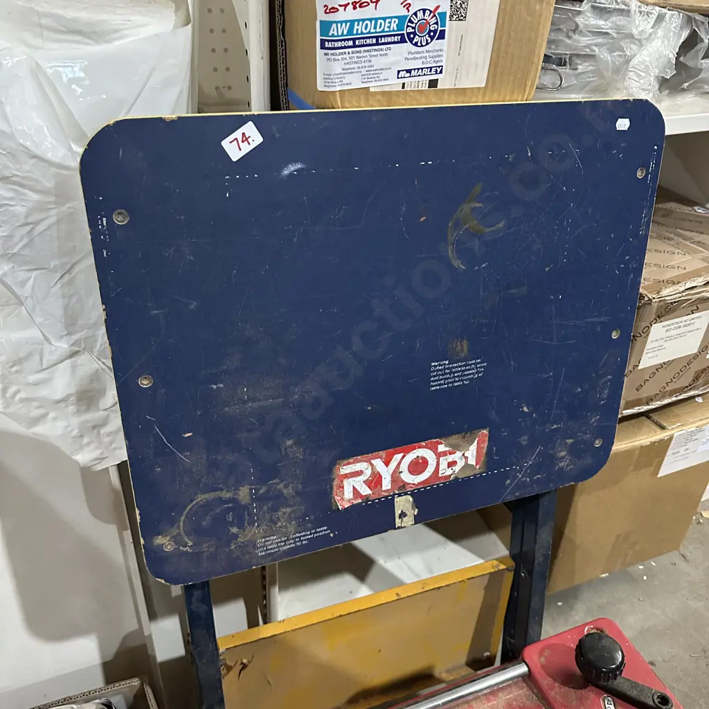 Folding work table Image 1++