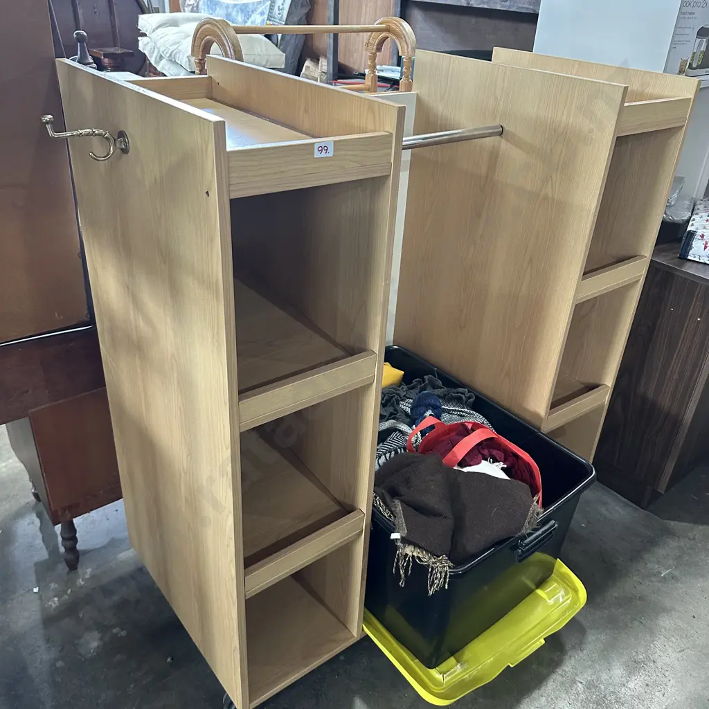 rolling display cabinet Image 1++