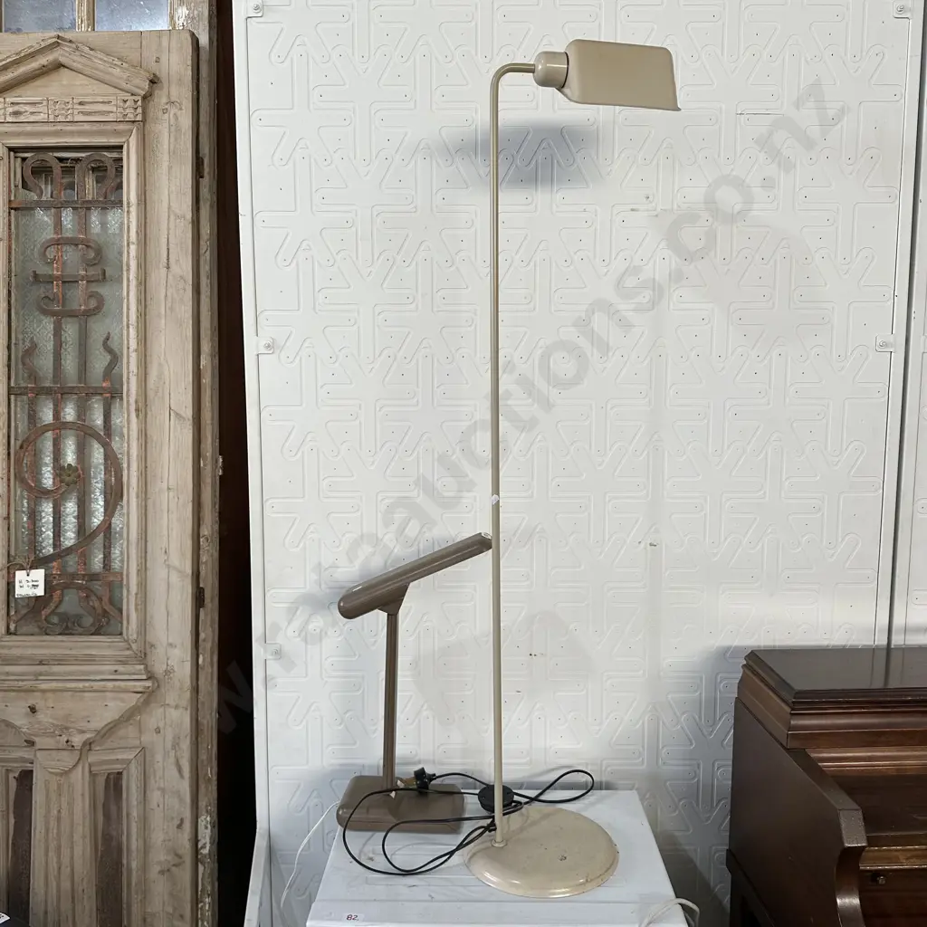 2 80s lamps Image 1++