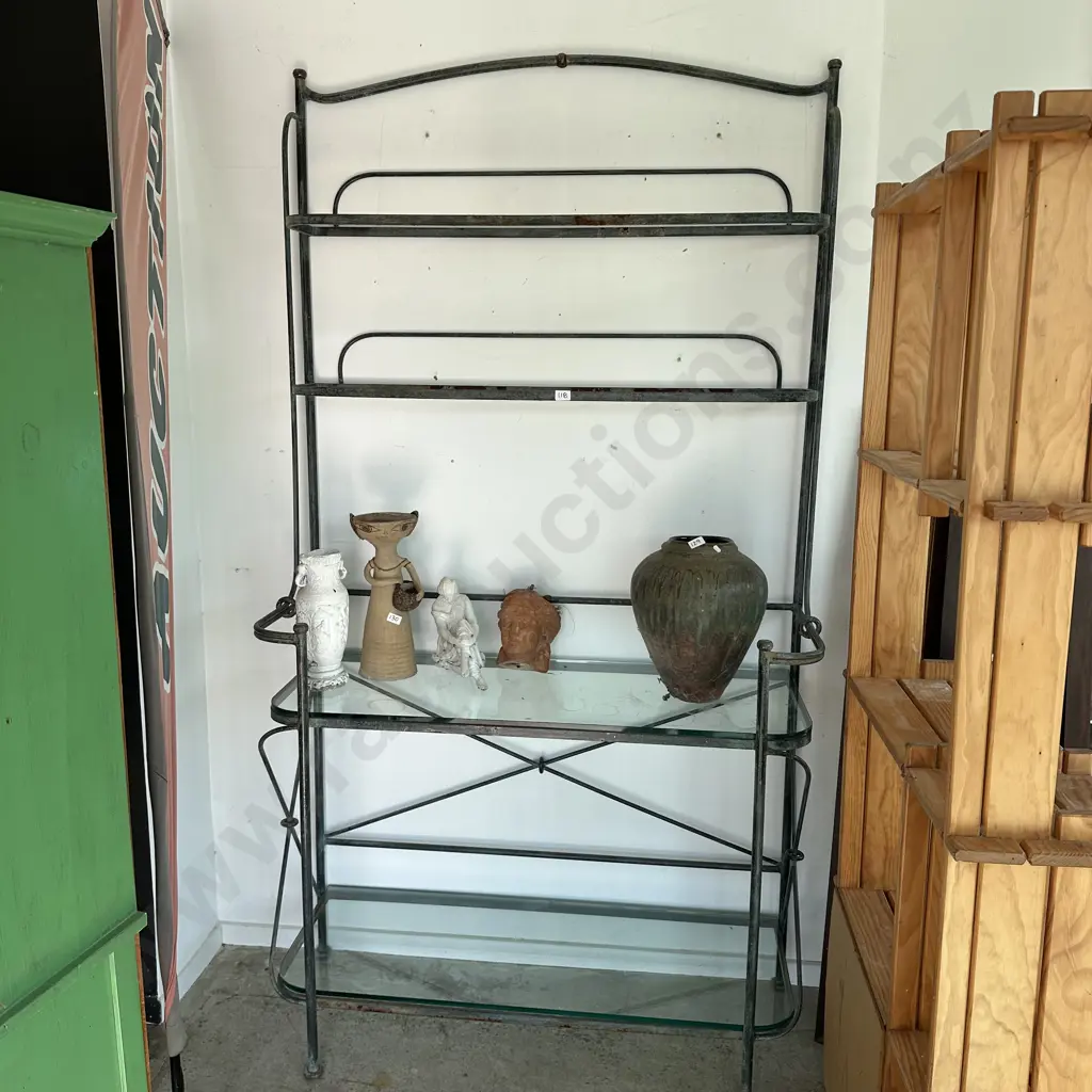 Courtyard wrought iron stand Image 1++