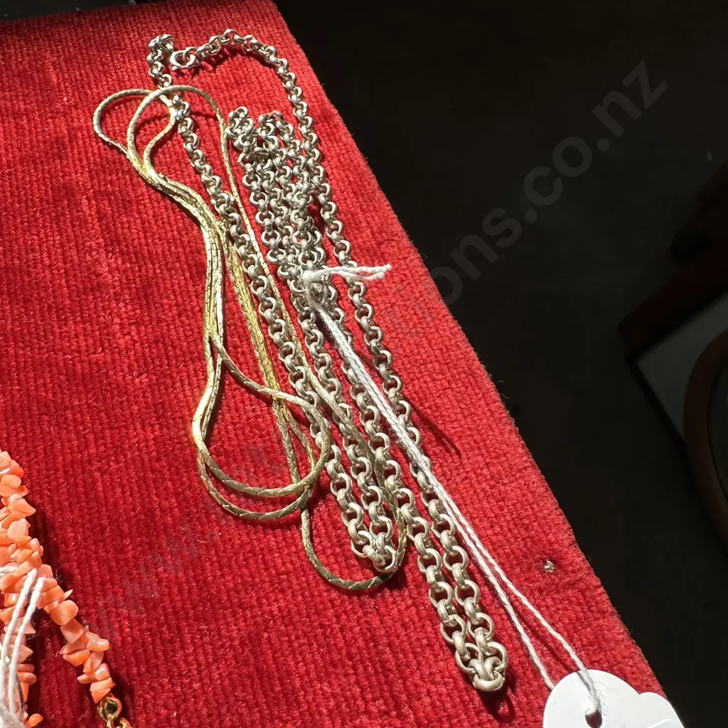 2 x chains Image 1++