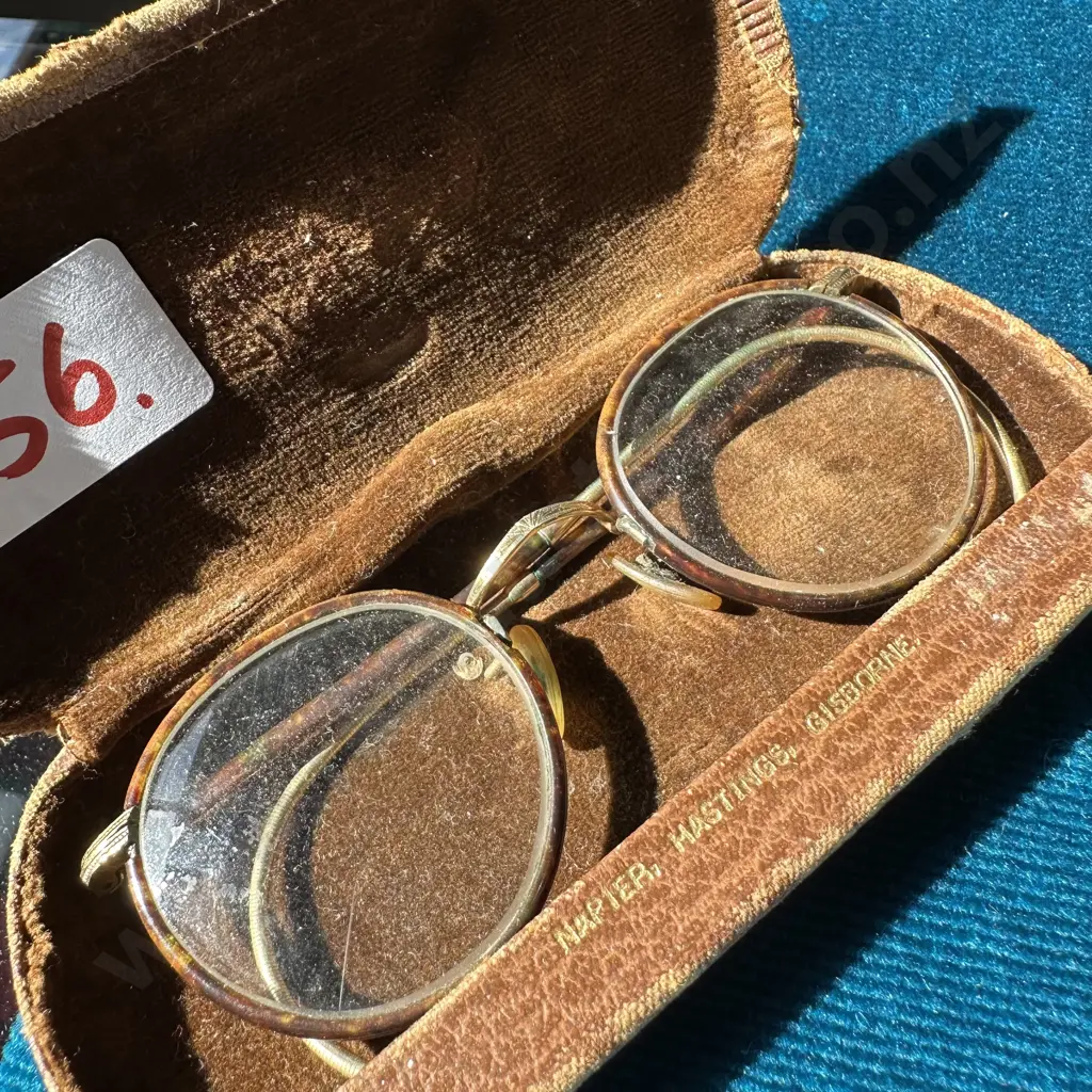 vintage specs with gold content ? Image 1++