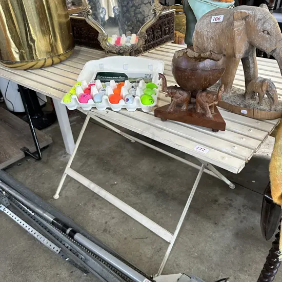 folding table
