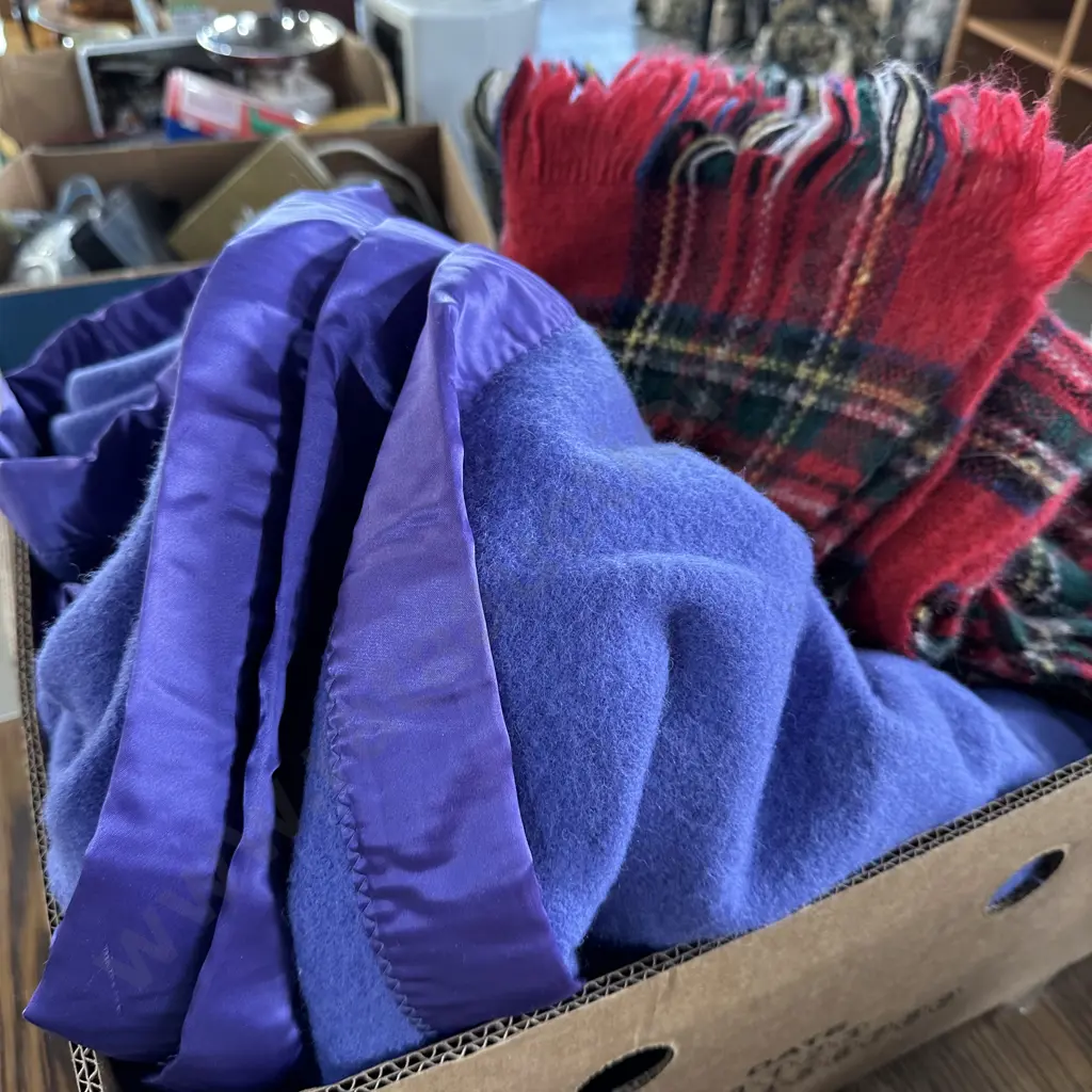blankets Image 1++